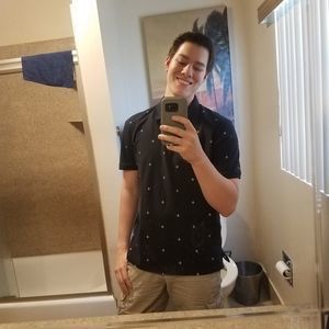 Meet your Posher, Cameron